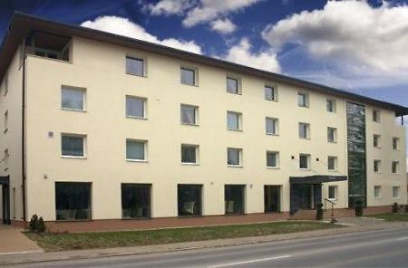 Hotel Galileo ジリナ エクステリア 写真