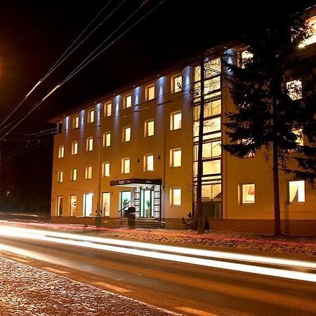 Hotel Galileo ジリナ エクステリア 写真